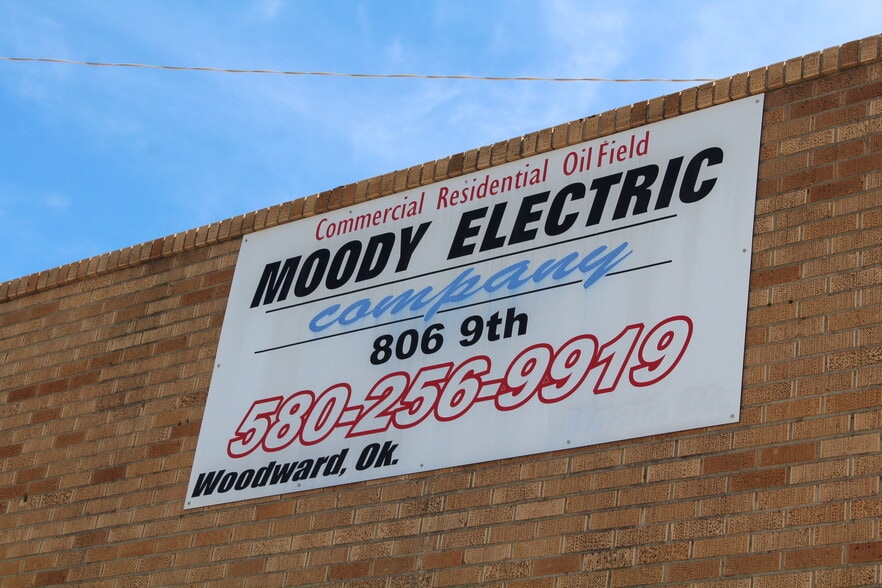 806 9th St, Woodward, OK for sale - Building Photo - Image 3 of 36