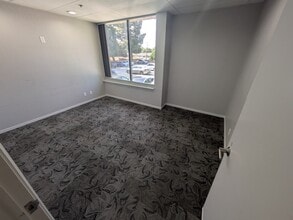 2039 Forest Ave, San Jose, CA for lease Interior Photo- Image 2 of 7