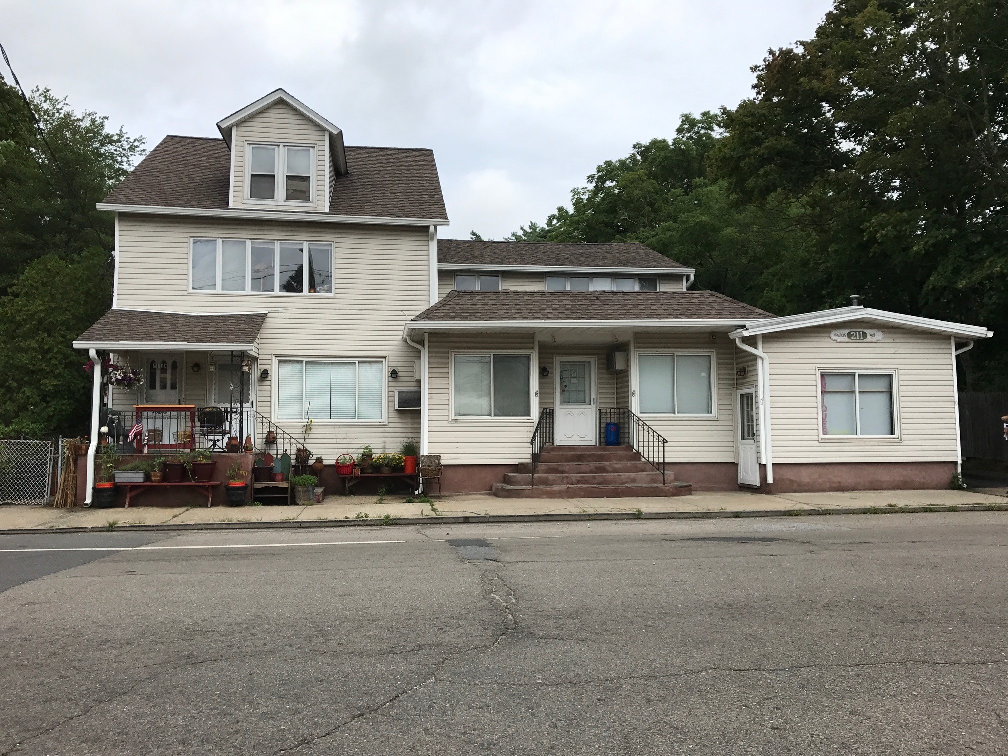 211 Main St, Yaphank, NY for sale Other- Image 1 of 1