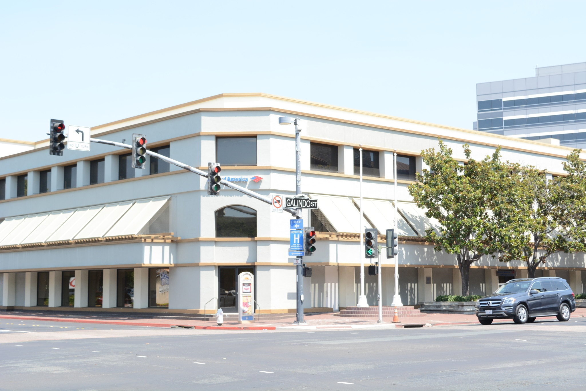 2020 Willow Pass Rd, Concord, CA for lease Primary Photo- Image 1 of 5