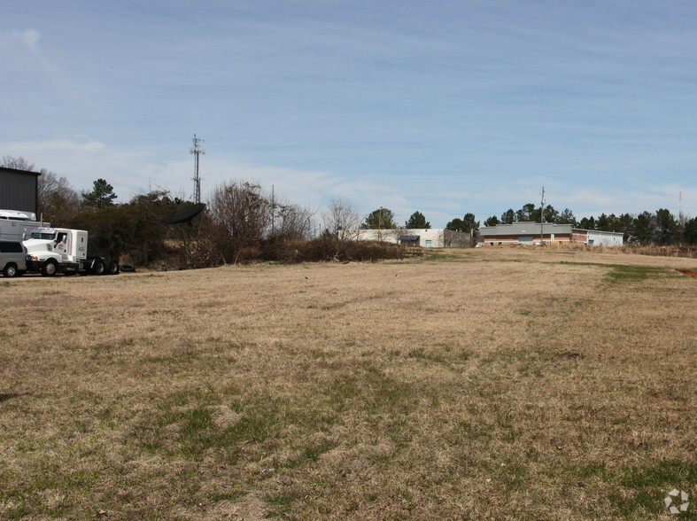 5900 Blk. Monticello Dr, Montgomery, AL for sale - Primary Photo - Image 1 of 3