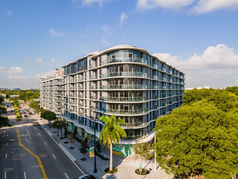 850 NW 42nd Ave, Miami, FL 33126 850 Le Jeune