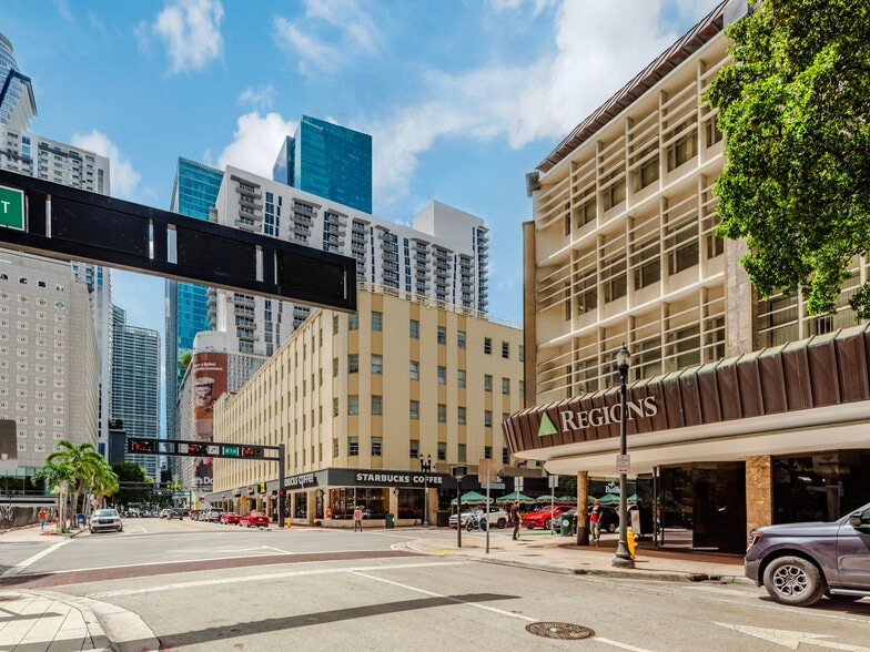 235 SE 1st St, Miami, FL for sale - Building Photo - Image 2 of 11