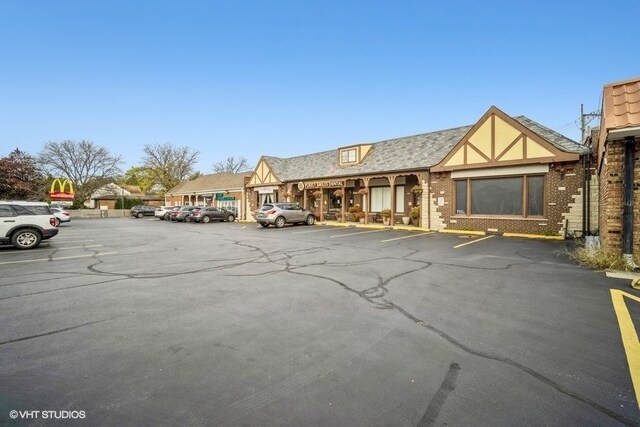 2020 Oakton St, Park Ridge, IL for sale Primary Photo- Image 1 of 1