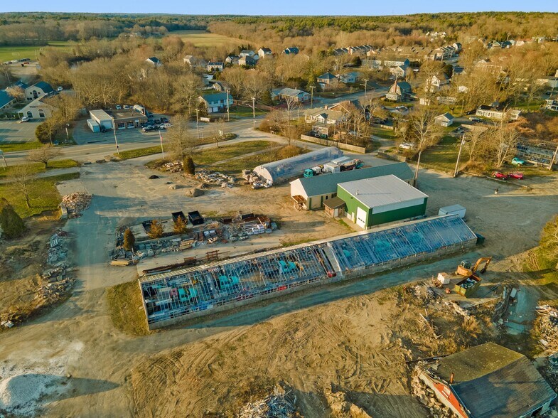 267 Huttleston Ave, Fairhaven, MA 02719 Retail for Sale