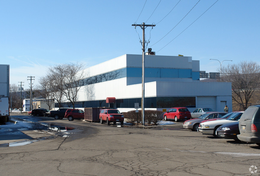 711 Innovation Way, Johnson City, NY for lease - Building Photo - Image 3 of 5