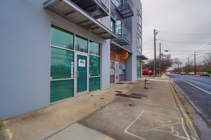 2931 E 12th St, Austin, TX for lease - Building Photo - Image 3 of 19