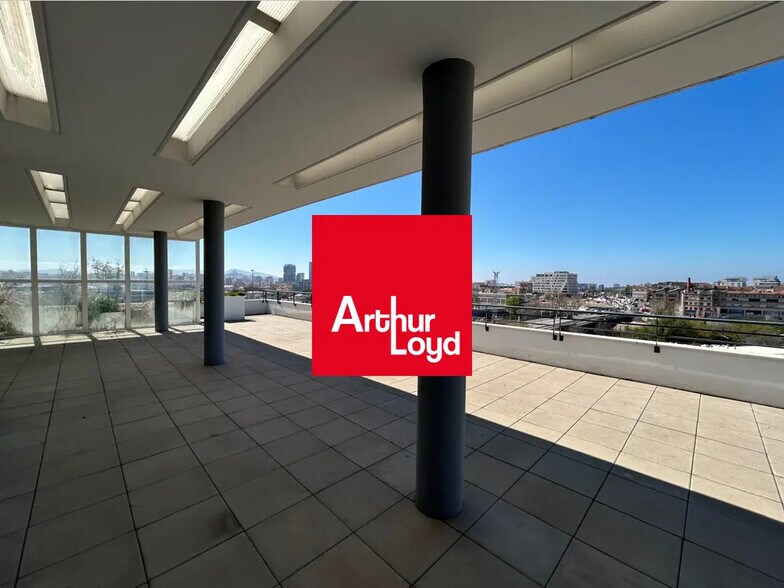 Office in Marseille for lease - Building Photo - Image 1 of 52
