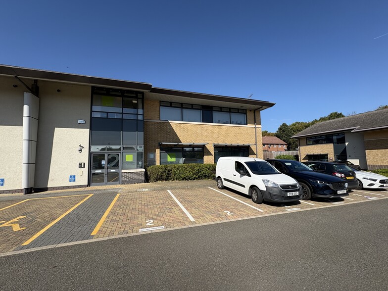 Conqueror Ct, Sittingbourne for lease - Building Photo - Image 1 of 5