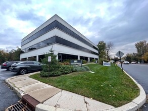 140 Littleton Rd, Parsippany, NJ for lease Building Photo- Image 1 of 11