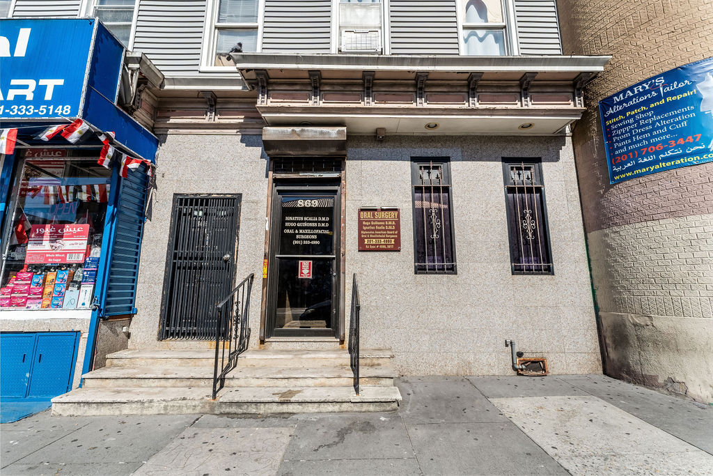 867-869 Bergen Ave, Jersey City, NJ for lease Building Photo- Image 1 of 22