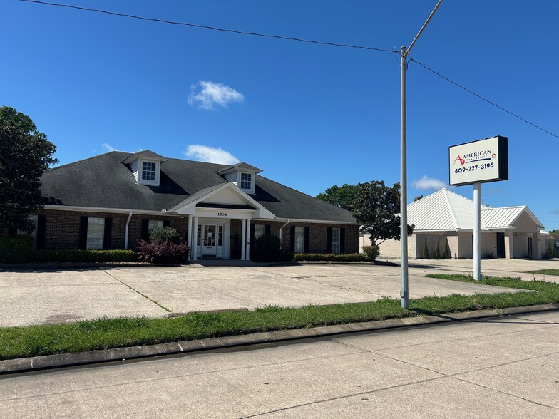 1508 S 21st St, Nederland, TX for lease - Primary Photo - Image 1 of 15