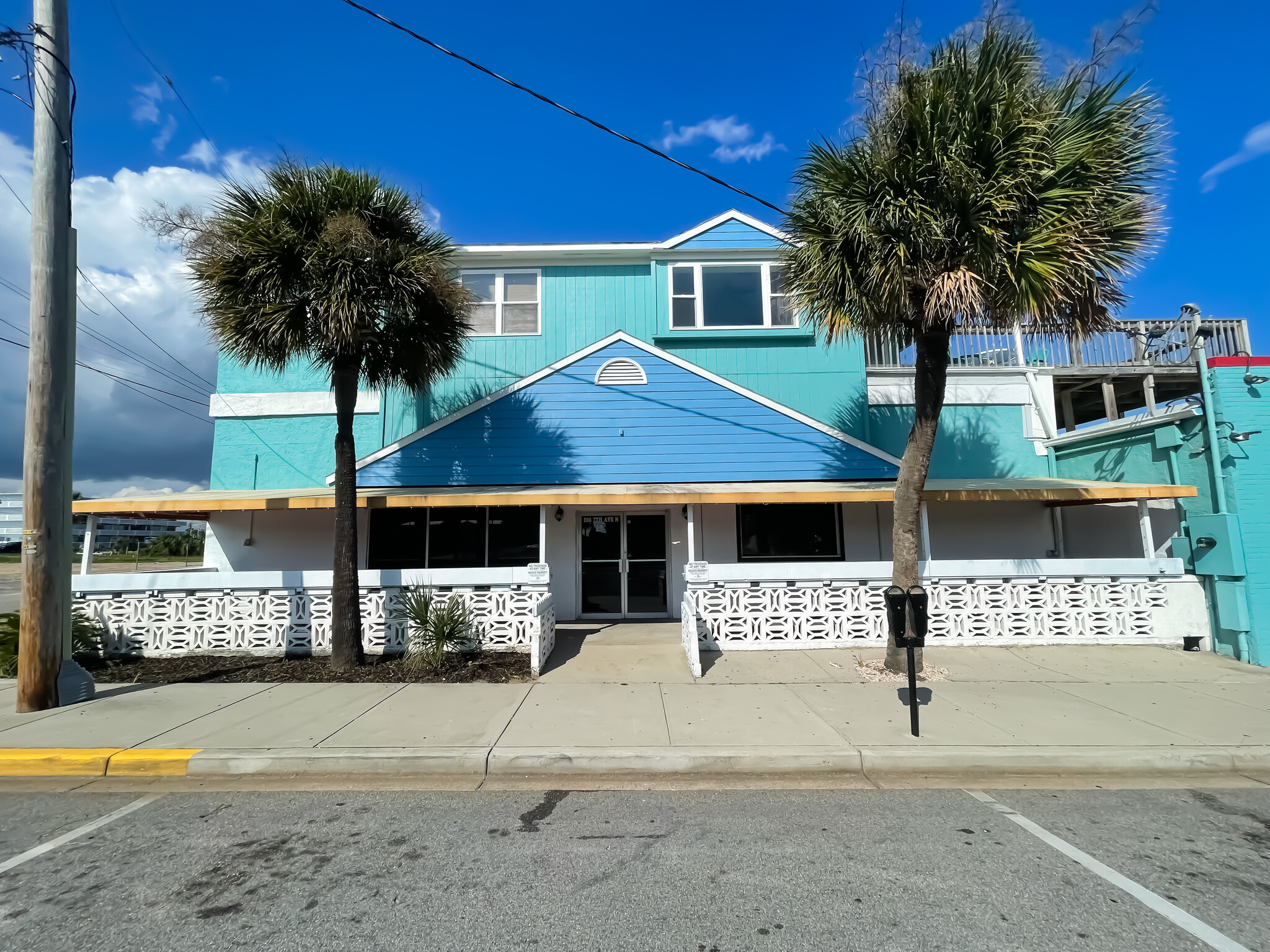 206 7th Ave N, Myrtle Beach, SC for sale Primary Photo- Image 1 of 1