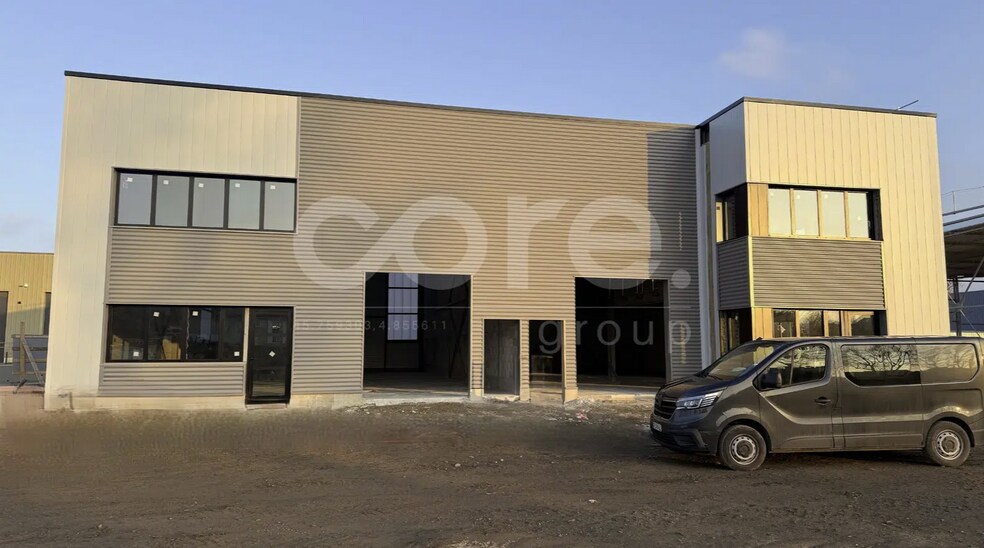 Chemin De La Lône, Pierre-Bénite for lease - Building Photo - Image 1 of 4