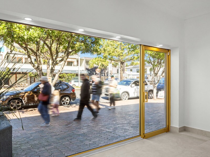 355-357 Barrenjoey Rd, Newport, NSW 2106 - Unit 4 - - Interior Photo - Image 1 of 4