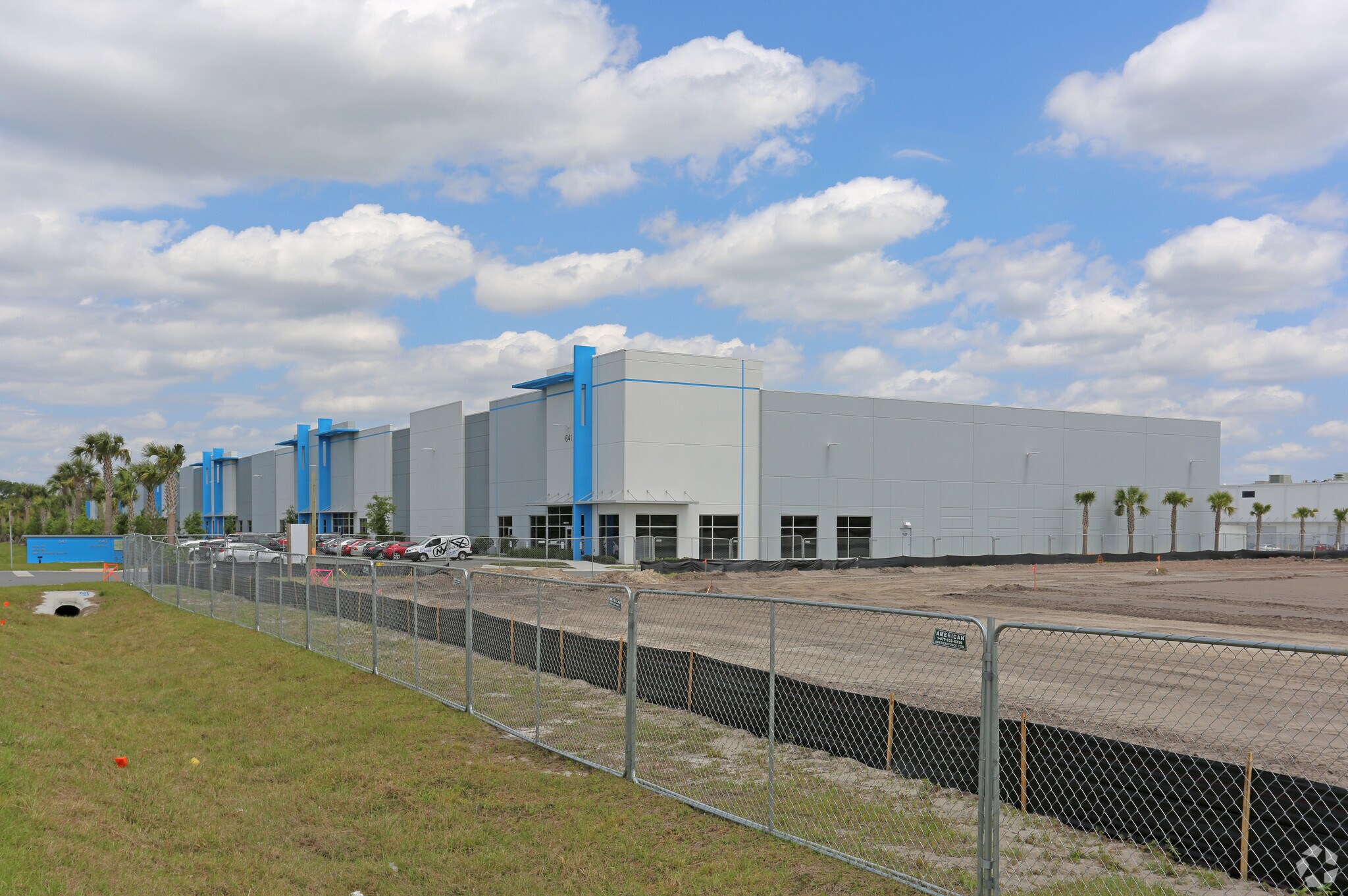 641 E Crown Point Rd, Ocoee, FL 34761 Building 200