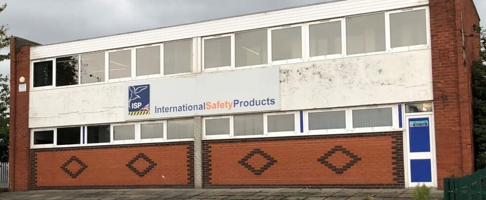 159 Hawthorne Rd, Bootle for lease - Primary Photo - Image 1 of 4