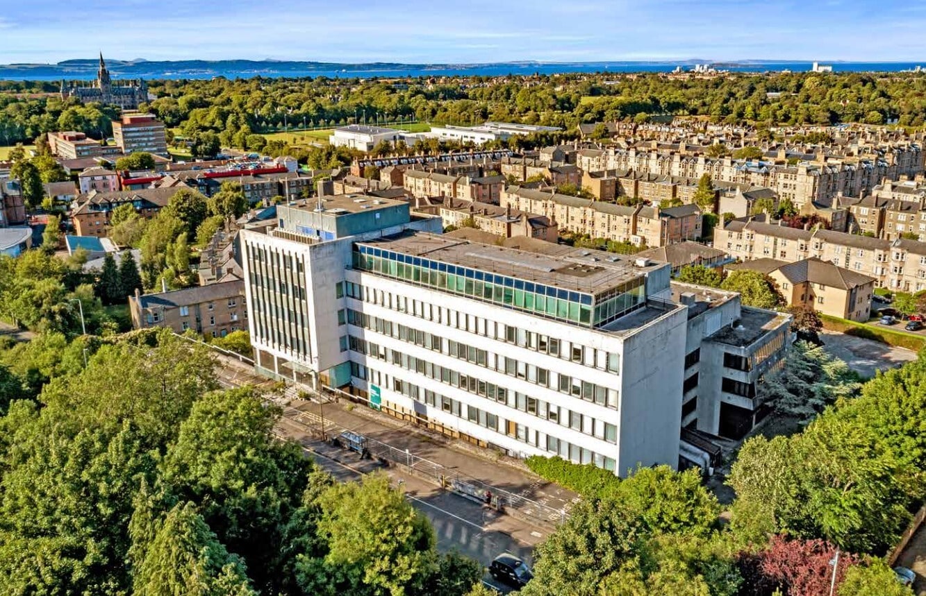 10 Orchard Brae, Edinburgh for sale Primary Photo- Image 1 of 1
