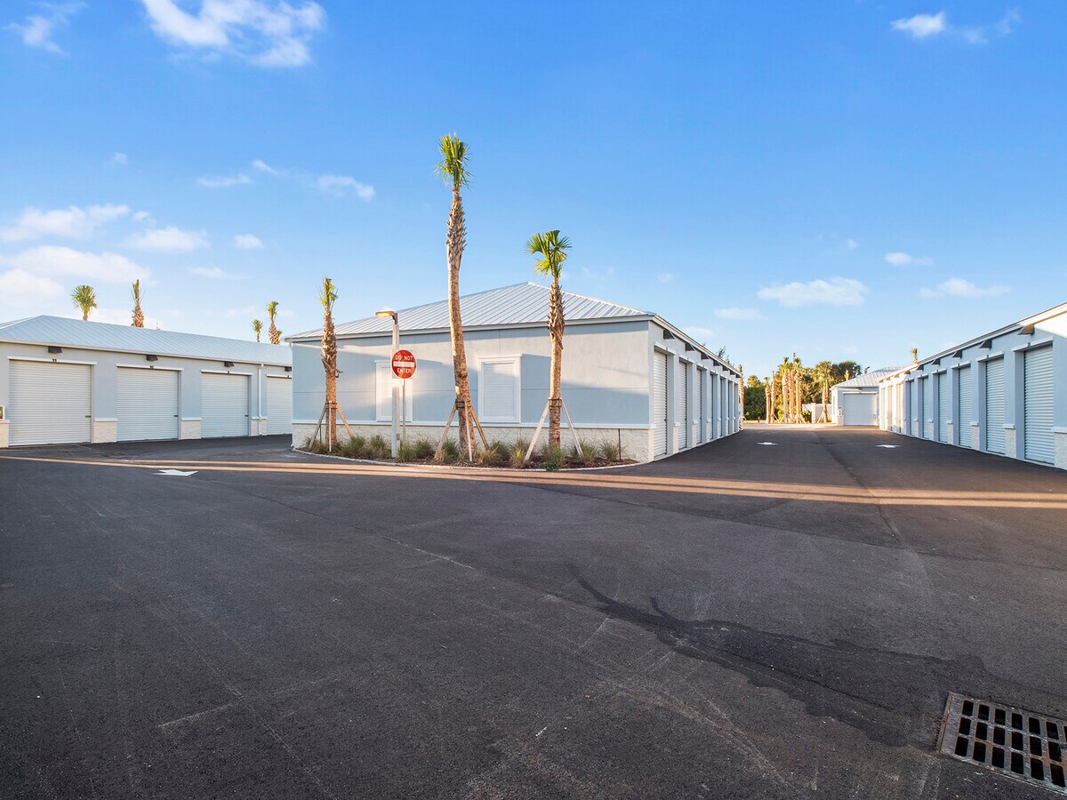 9563 S Ocean Dr, Jensen Beach, FL 34957