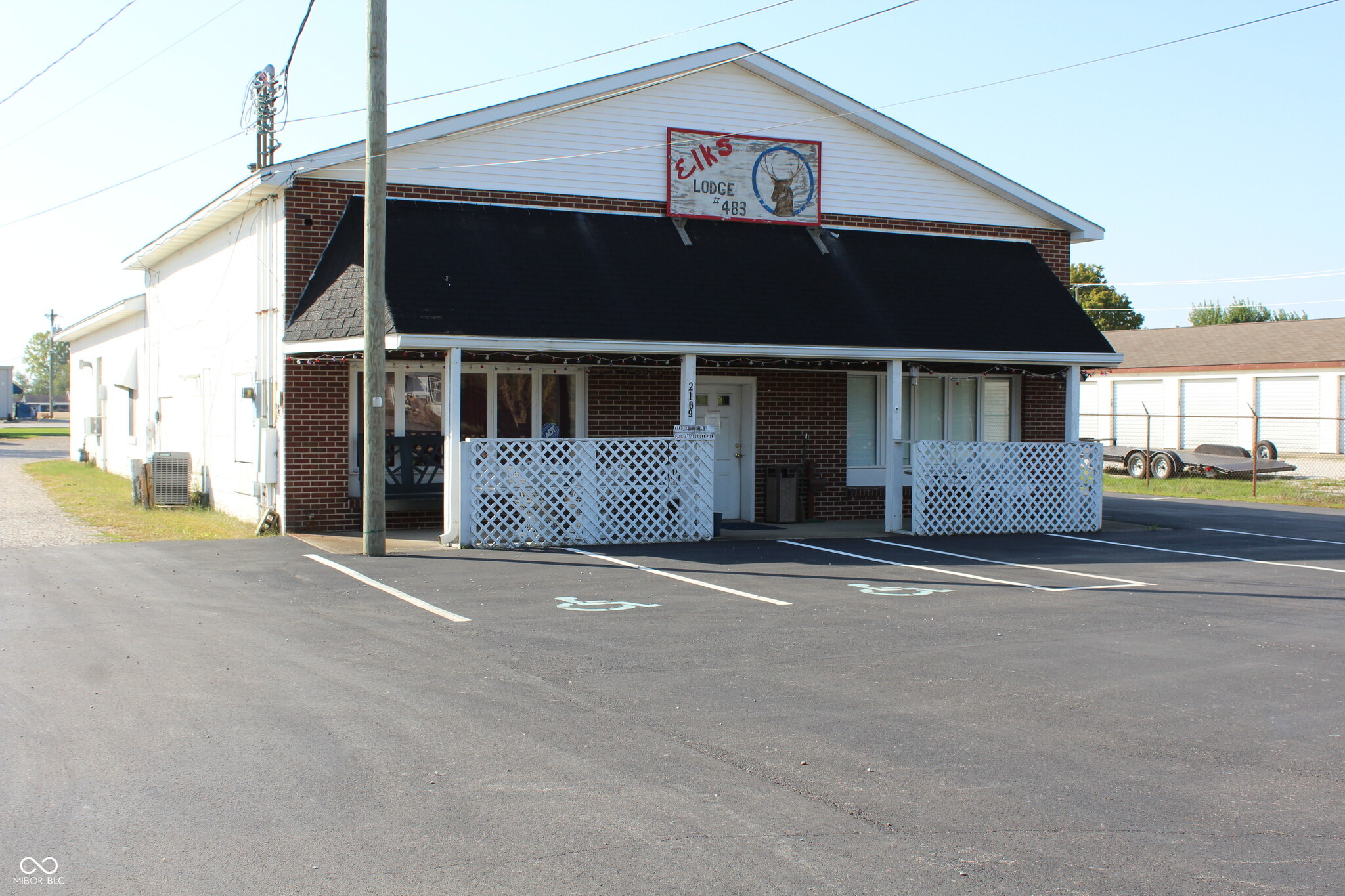 2109 Indianapolis Rd, Crawfordsville, IN for sale Primary Photo- Image 1 of 27