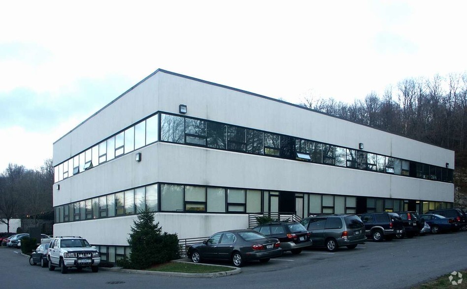 1053-1055 Saw Mill River Rd, Ardsley, NY for lease - Other - Image 2 of 6