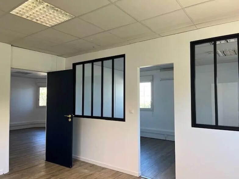 Rue De Purpan, Toulouse for sale - Interior Photo - Image 3 of 17