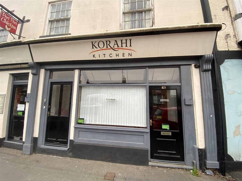 69 Wrexham St, Mold for sale - Primary Photo - Image 1 of 1
