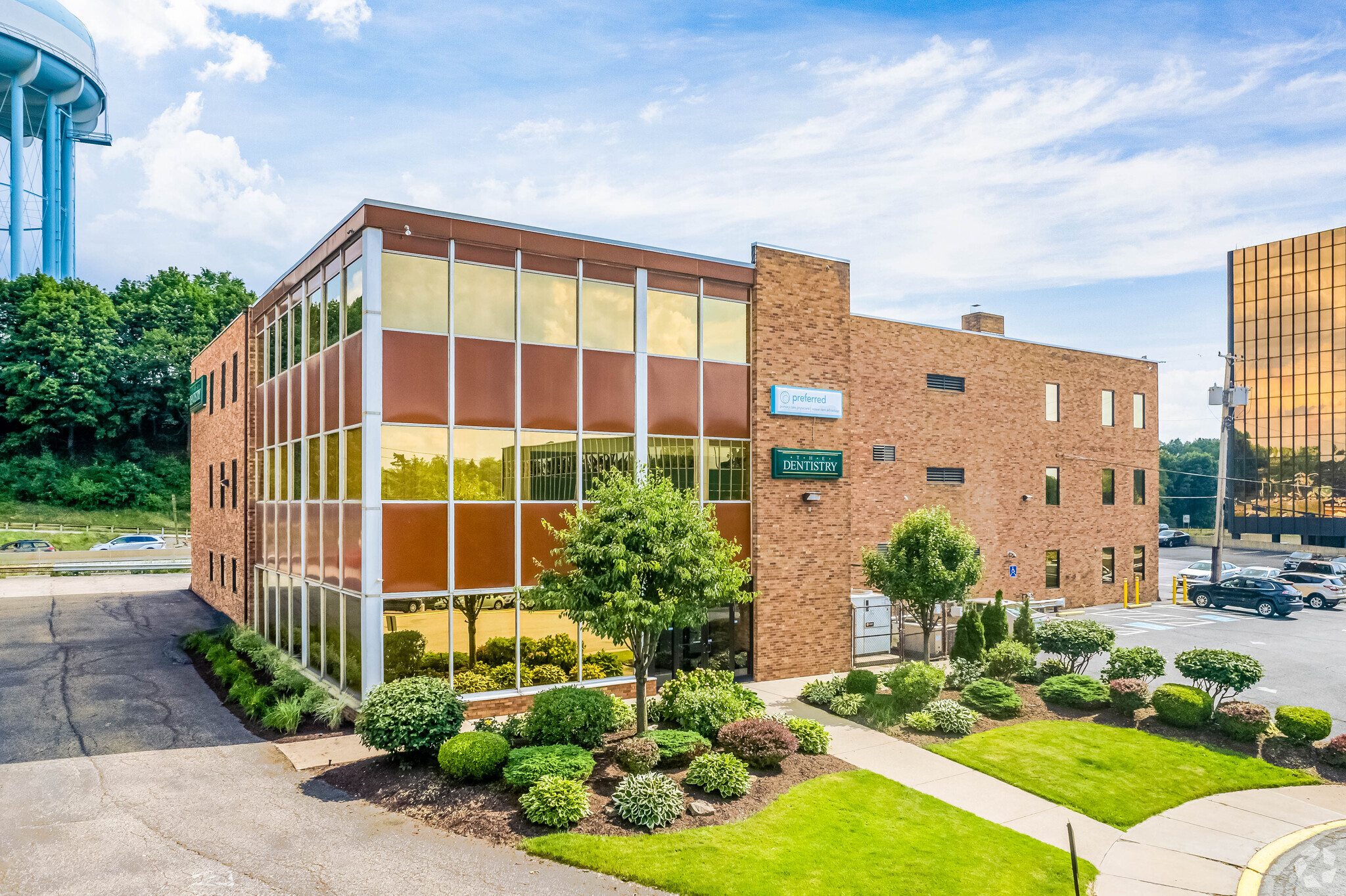 300 Fleet St, Pittsburgh, PA for lease Building Photo- Image 1 of 8