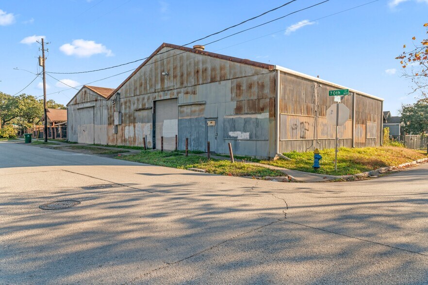 1602 70th St, Houston, TX 77011 Industrial Warehouse Priced to Sell