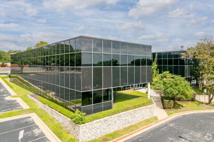 8140 MoPac Expy N, Austin, TX for lease - Primary Photo - Image 1 of 8