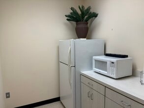 9901 E Valley Ranch Pky, Irving, TX for lease Interior Photo- Image 1 of 4