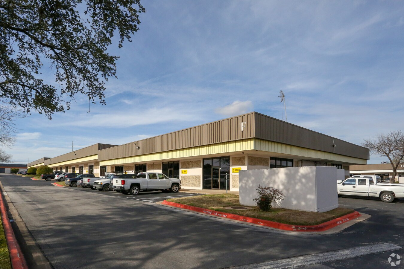 7801 N Lamar Blvd Austin Tx Loopnet Com