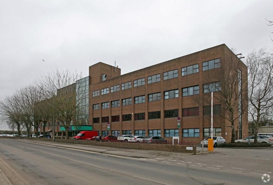 6 Darby Clos, Swindon, SN2 2PN Nexus Business Centre