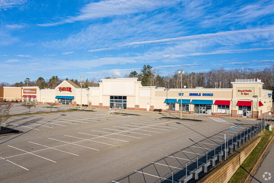 403-430 Mariner Way, Biddeford, ME for sale - Primary Photo - Image 1 of 1