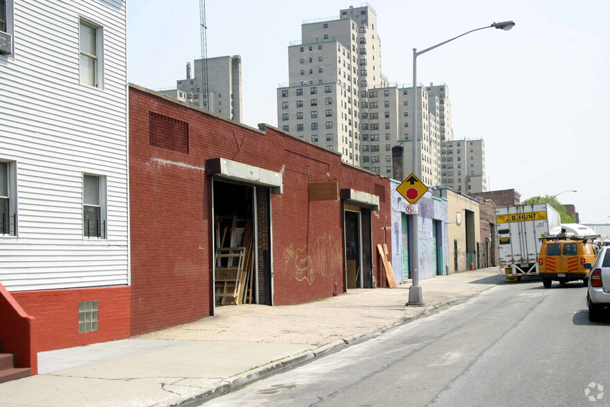 465-469 Baltic St, Brooklyn, NY for sale - Primary Photo - Image 1 of 1