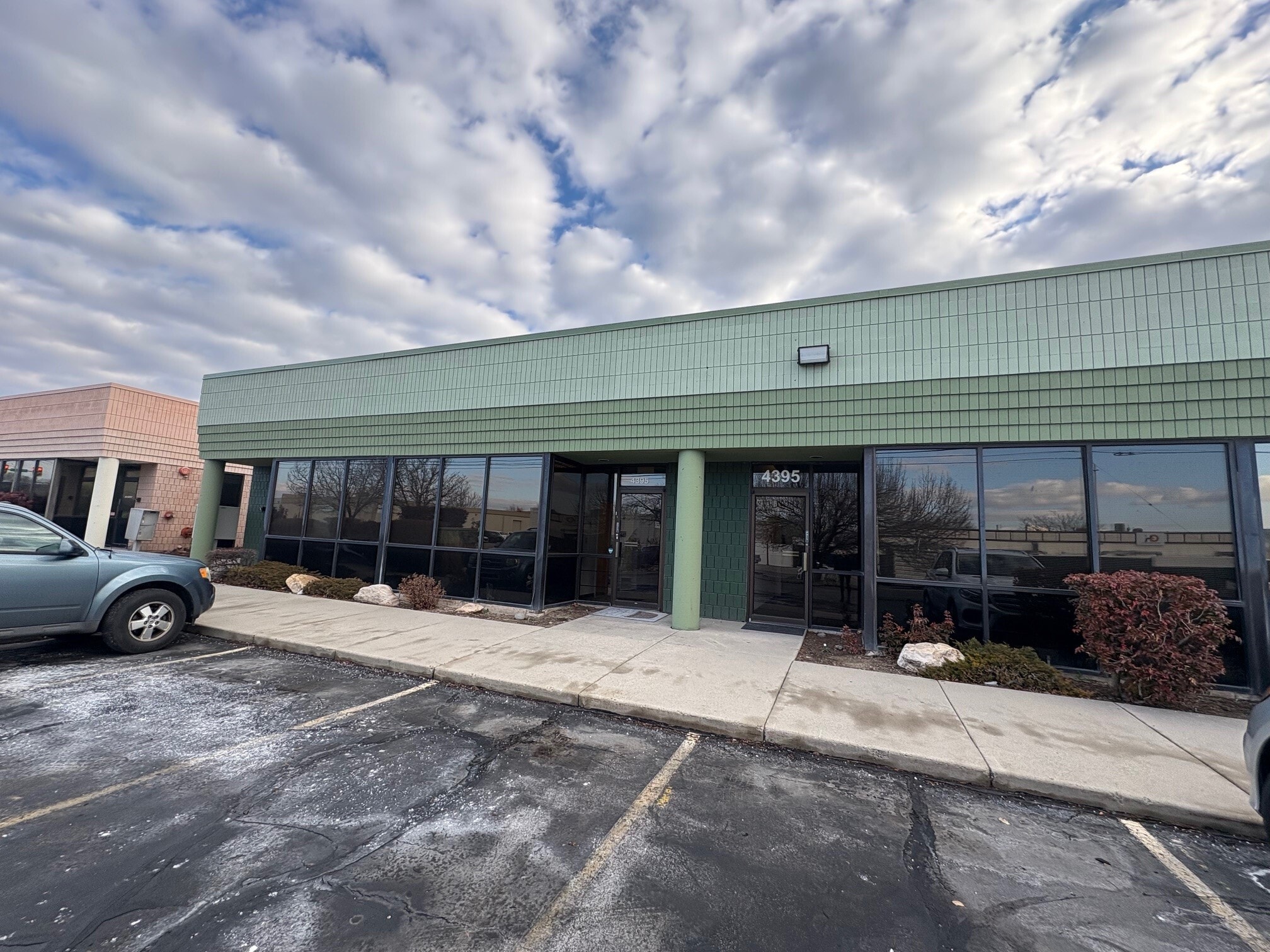 4391-4403 S 500 W, Salt Lake City, UT for lease Building Photo- Image 1 of 10