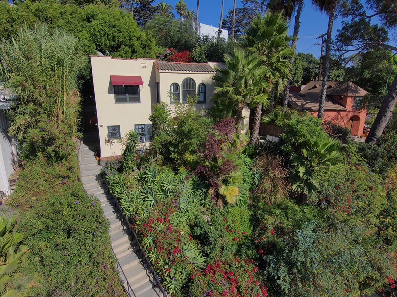 3201 Hamilton Way, Los Angeles, CA for sale - Building Photo - Image 1 of 25