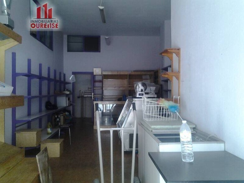 Retail in Ourense, Orense for lease - Building Photo - Image 3 of 6
