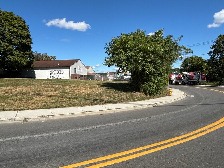 35 Chapel St, Norwalk, CT for sale - Primary Photo - Image 3 of 10