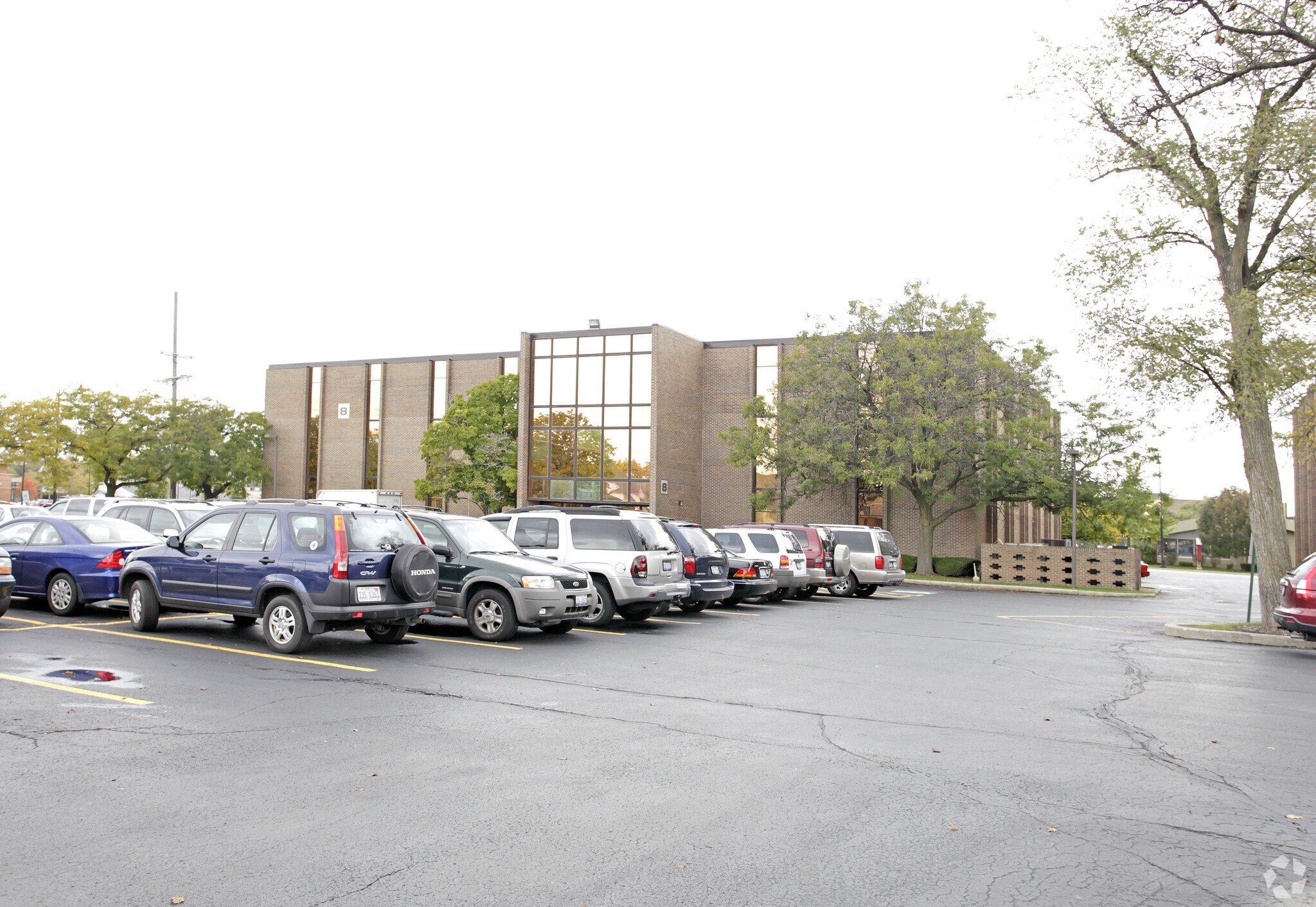 739 Roosevelt Rd, Glen Ellyn, IL for sale Primary Photo- Image 1 of 1