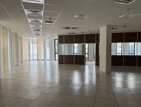 1 Rue Raoul Dautry, Ermont for lease Interior Photo- Image 1 of 9