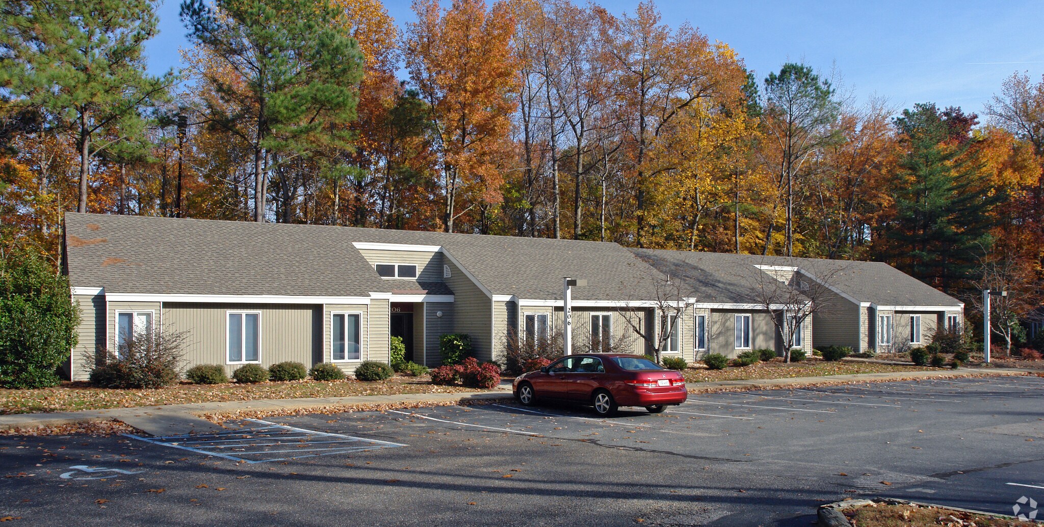 206 Packets Ct, Williamsburg, VA for sale Primary Photo- Image 1 of 1