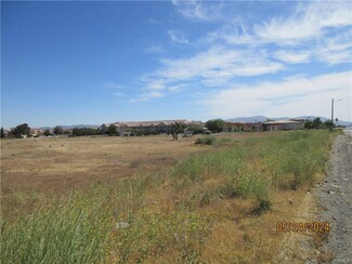 More details for 0 Bear Valley Rd., Apple Valley, CA - Land for Sale