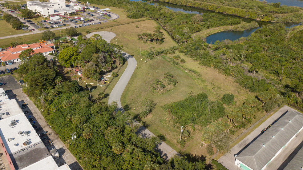 1450 East Pointe Dr., Lehigh Acres, FL for sale - Aerial - Image 3 of 4