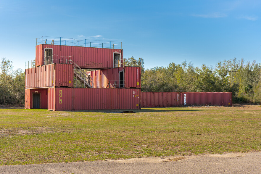 9495 Puckett Rd, Perry, FL for sale - Primary Photo - Image 1 of 1