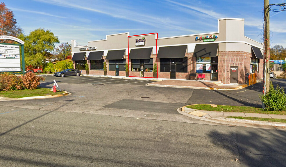 7601-7615 Fordson Rd, Alexandria, VA for lease - Building Photo - Image 1 of 18