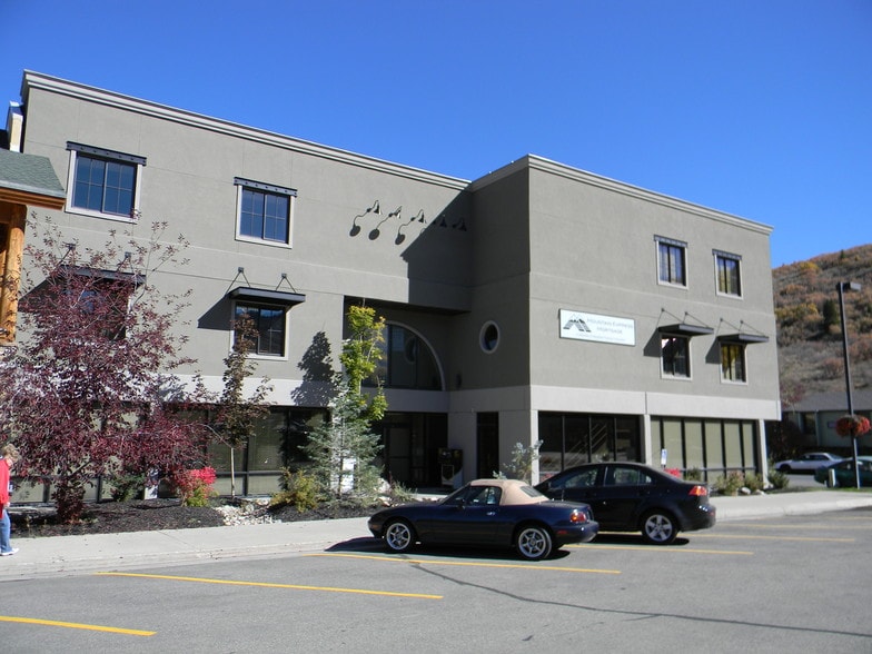1910 Prospector Ave, Park City, UT for lease - Building Photo - Image 2 of 6