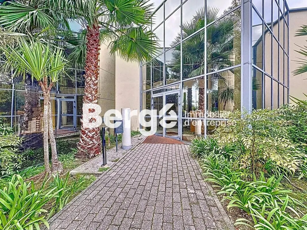 Office in Antibes for lease Building Photo- Image 1 of 7