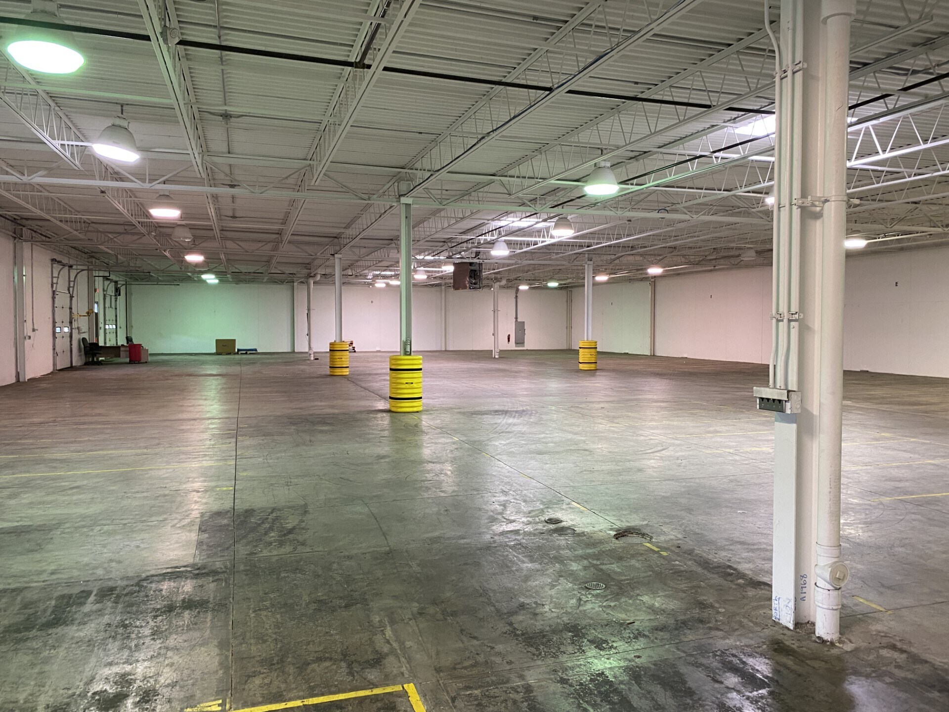 19 Cobham Dr, Orchard Park, NY 14127 Industrial for Lease