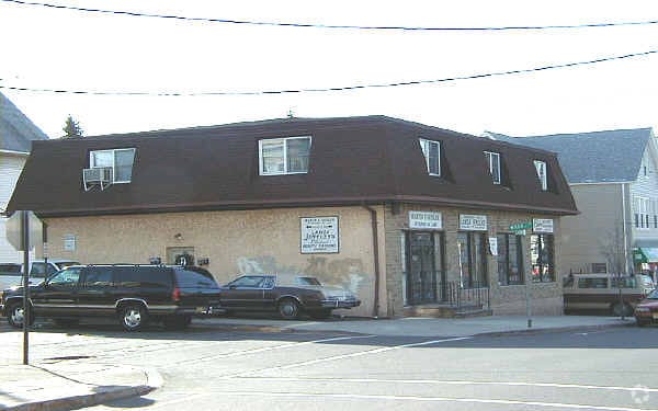 352 Lanza Ave, Garfield, NJ for lease - Primary Photo - Image 1 of 2